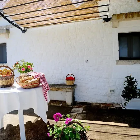 Trulli Pietra Bianca Feriehus *